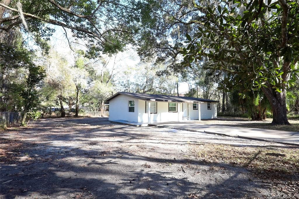 1101 BETHUNE STREET BROOKSVILLE, FL 34601