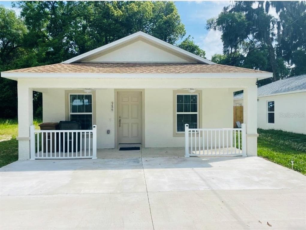 986 NW 1ST STREET