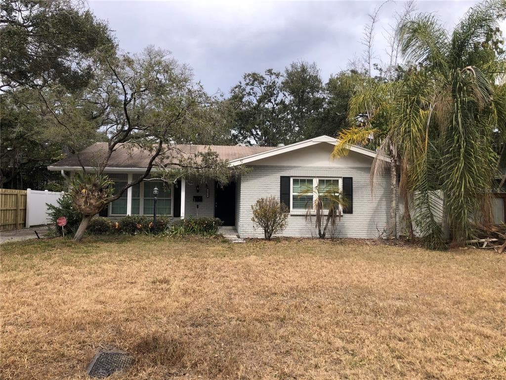 4629 W LEONA STREET TAMPA, FL 33629