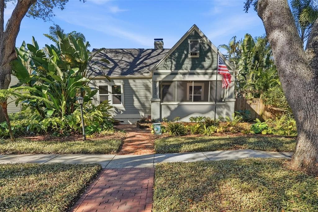 2430 14TH STREET N ST PETERSBURG, FL 33704