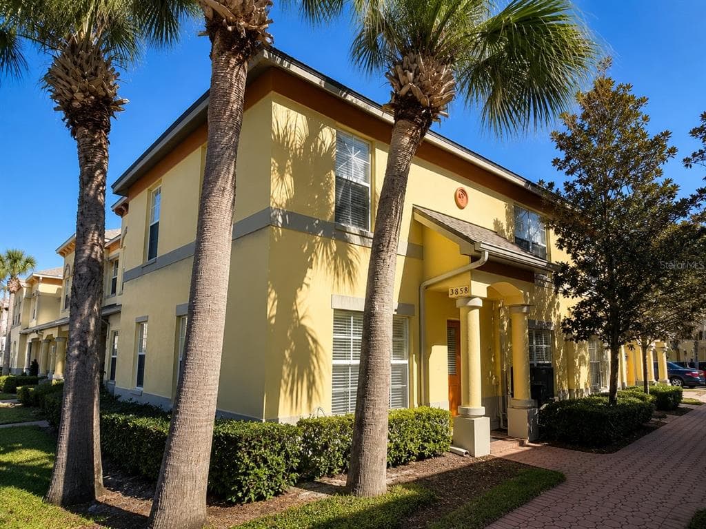 3858 ISLAND WAY ST PETERSBURG, FL 33705