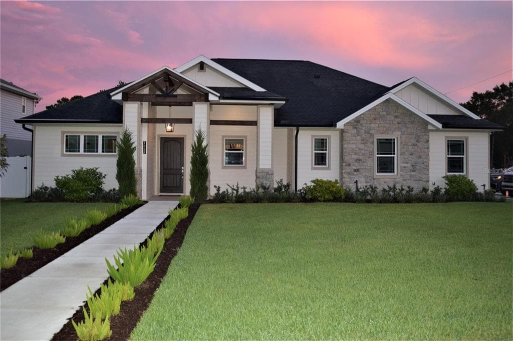 1215 ORANGE AVENUE DUNEDIN, FL 34698