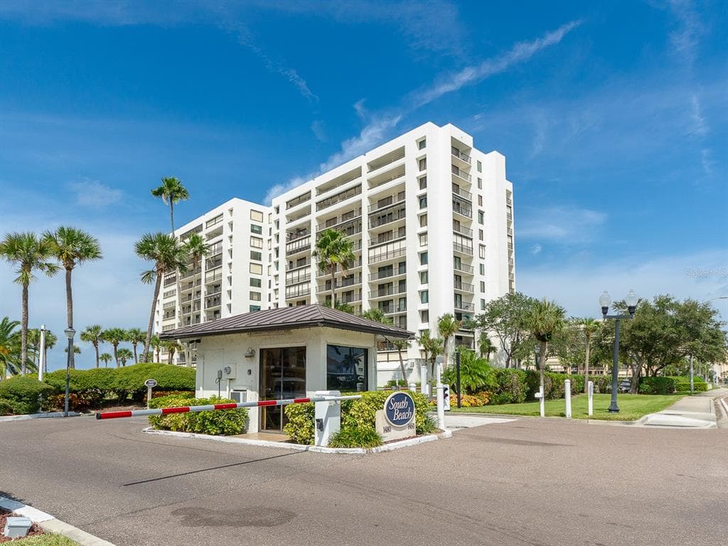 1460 GULF BOULEVARD UNIT 312 CLEARWATER BEACH, FL 33767