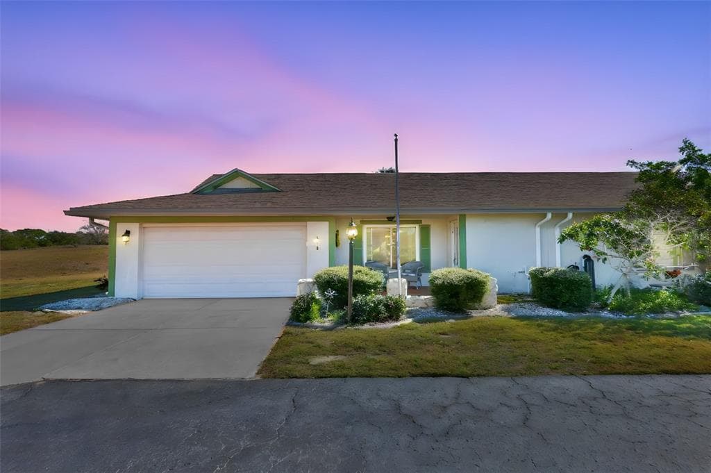 318 FAIRSIDE COURT