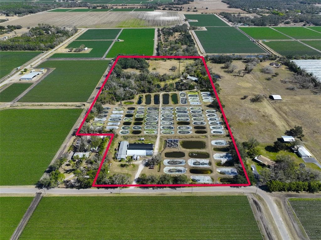 20112 HOBBS ROAD WIMAUMA, FL 33598