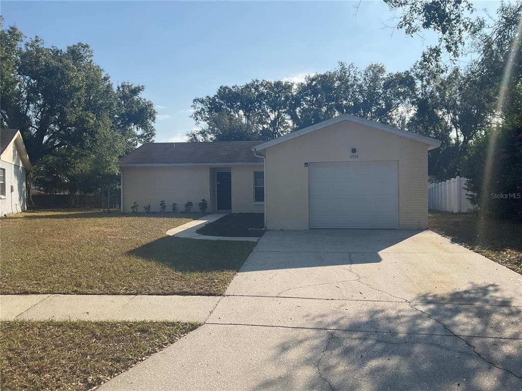 11515 PAPERWOOD PLACE RIVERVIEW, FL 33579