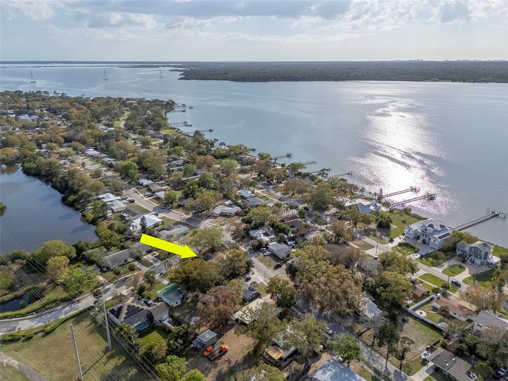 347 COUNTRY CLUB DRIVE OLDSMAR, FL 34677