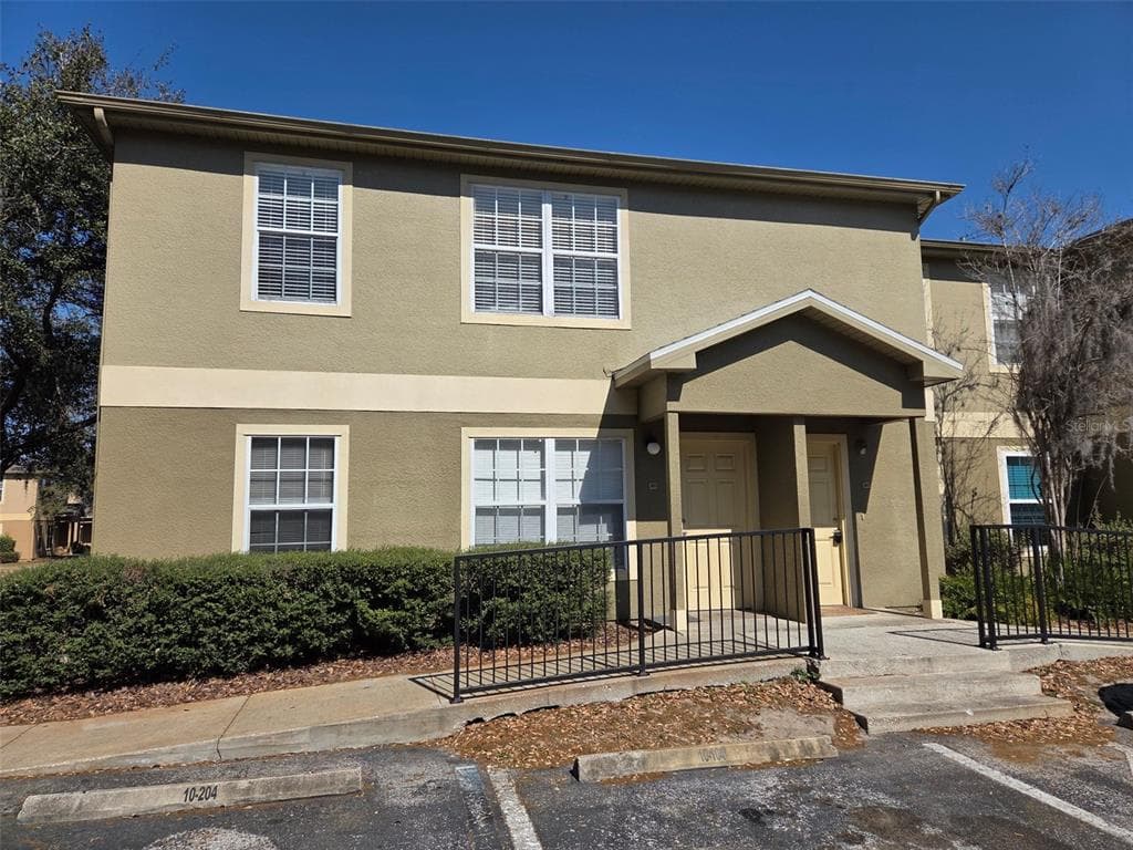 36121 LAKE CHASE BOULEVARD UNIT 201 ZEPHYRHILLS, FL 33541