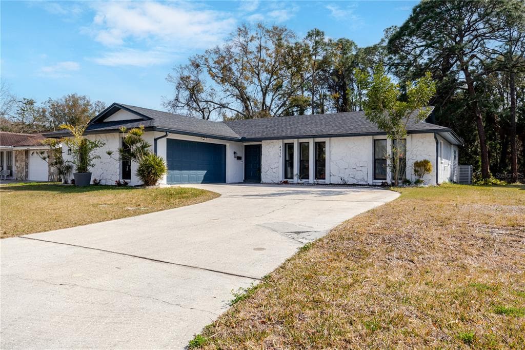 4876 SHELL STREAM BOULEVARD