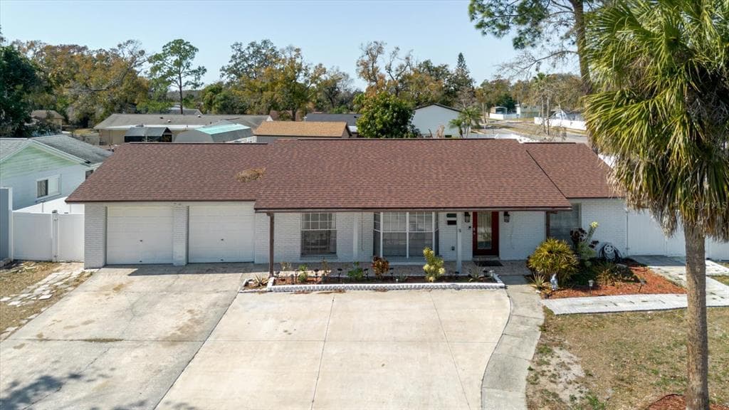 7008 MINTWOOD COURT TAMPA, FL 33615