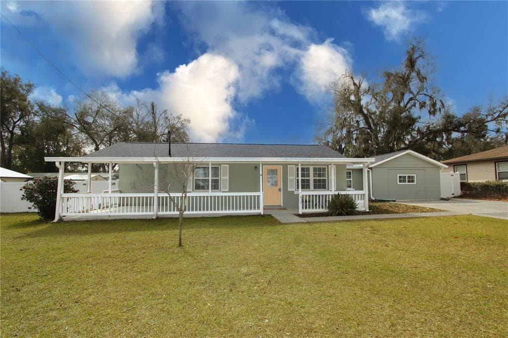 413 LAKEVIEW AVENUE SEFFNER, FL 33584