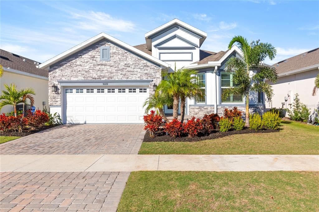 1009 SIGNET DRIVE