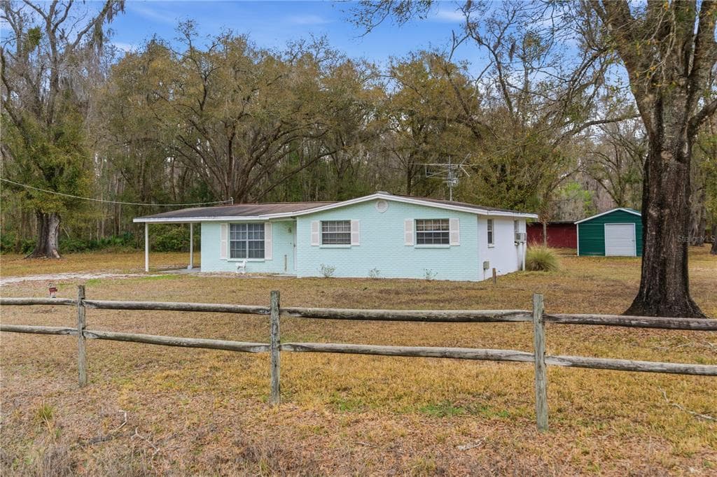33725 CAMERTON ROAD WESLEY CHAPEL, FL 33543