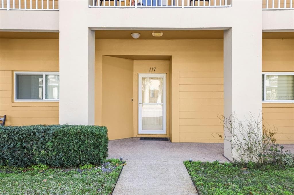 2209 UTOPIAN DRIVE E UNIT 117 CLEARWATER, FL 33763