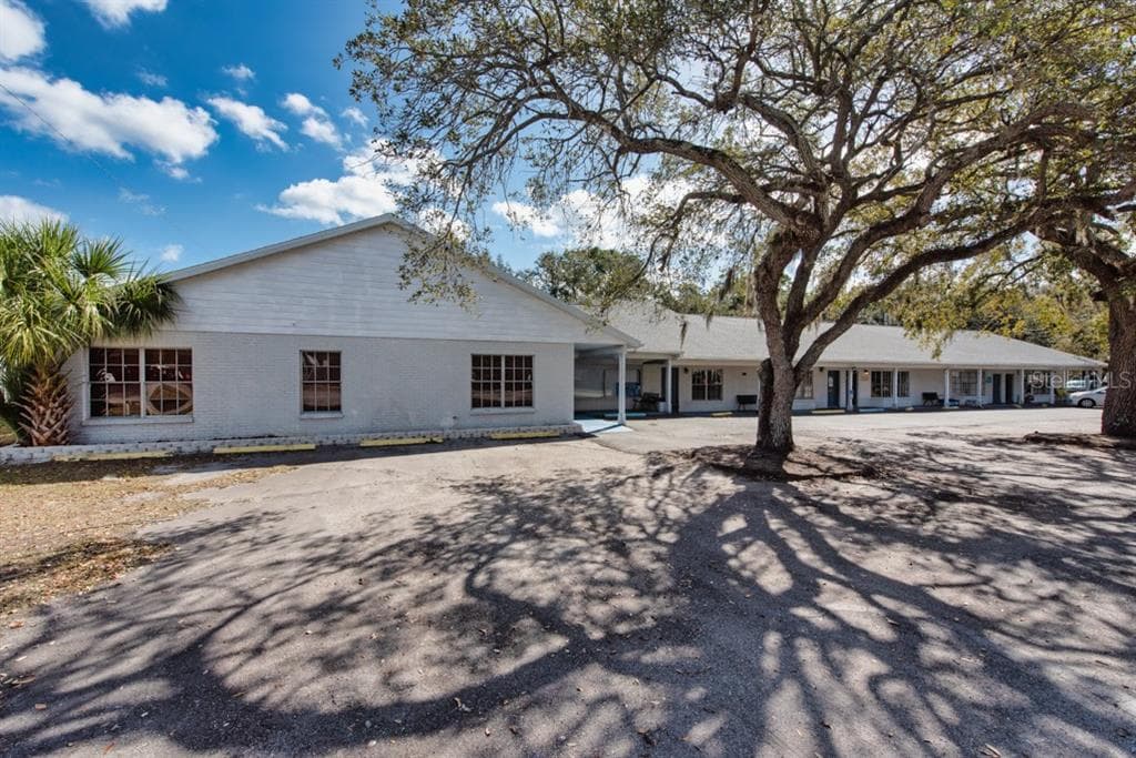 7410 COMMERCE STREET UNIT 201 RIVERVIEW, FL 33578