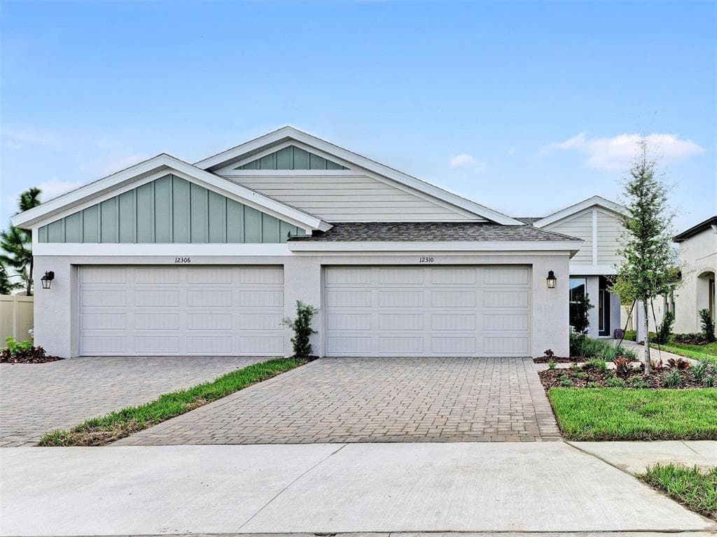 12310 OAK HILL WAY PARRISH, FL 34219