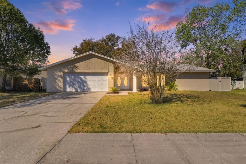 612 SHADY NOOK DRIVE