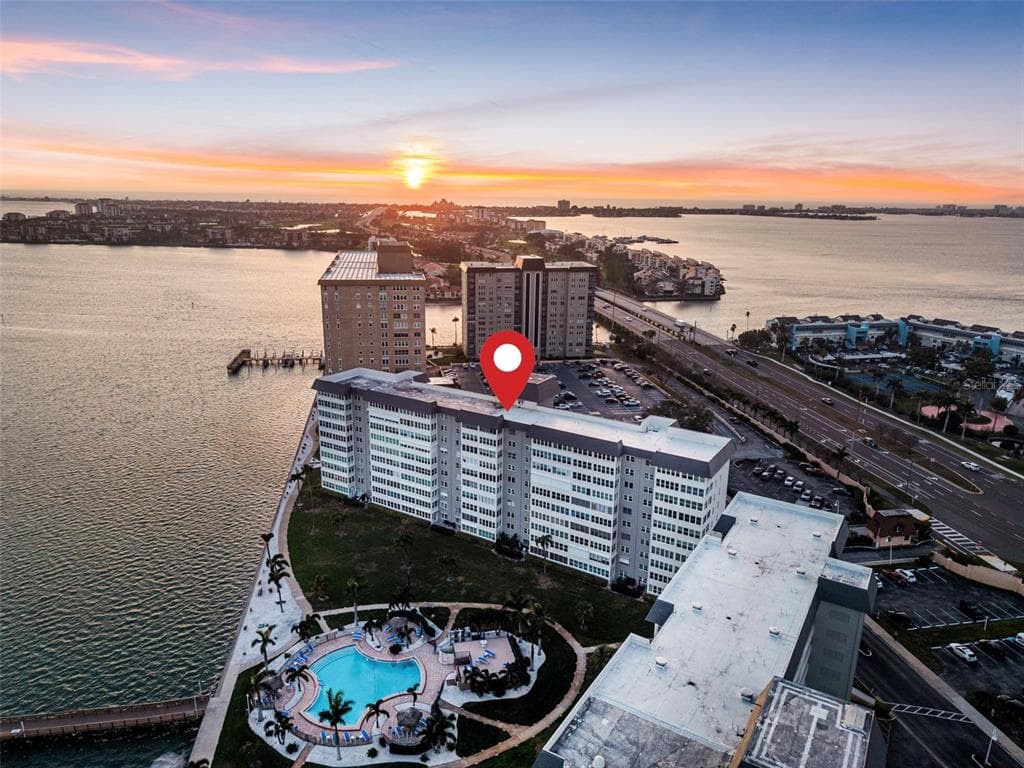 5130 BRITTANY DRIVE S UNIT 201 ST PETERSBURG, FL 33715