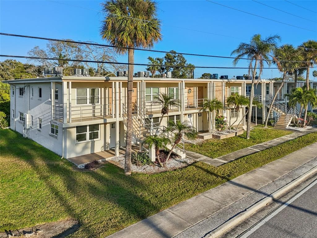 4565 DUHME ROAD UNIT 101 ST PETERSBURG, FL 33708