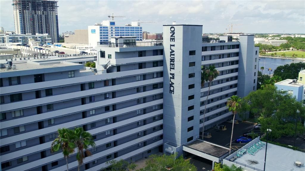 201 W LAUREL STREET UNIT 712 TAMPA, FL 33602