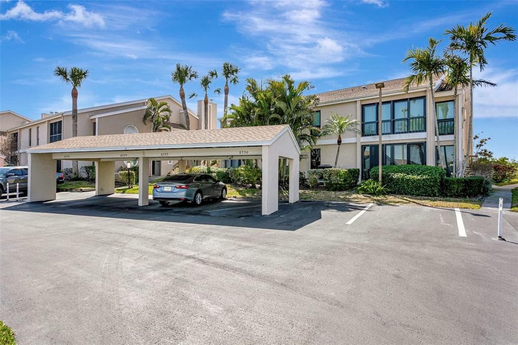 8734 54TH AVENUE W UNIT 8734 BRADENTON, FL 34210