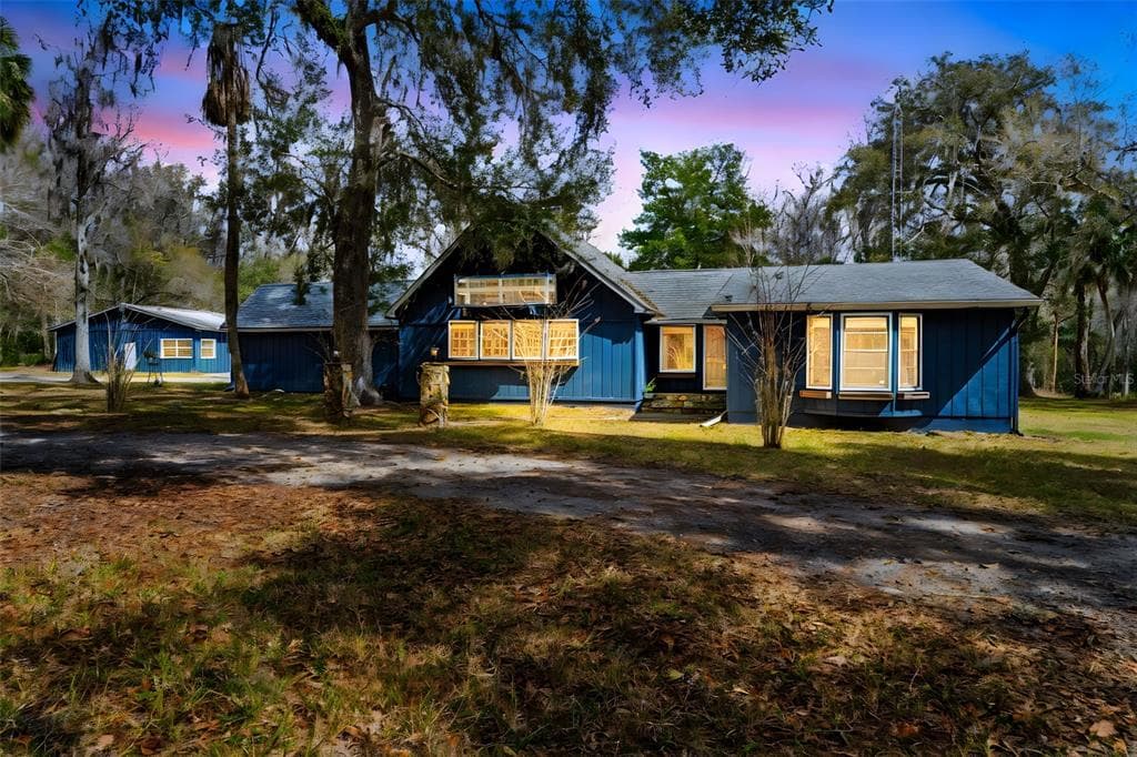 14352 PONCE DE LEON BOULEVARD BROOKSVILLE, FL 34601