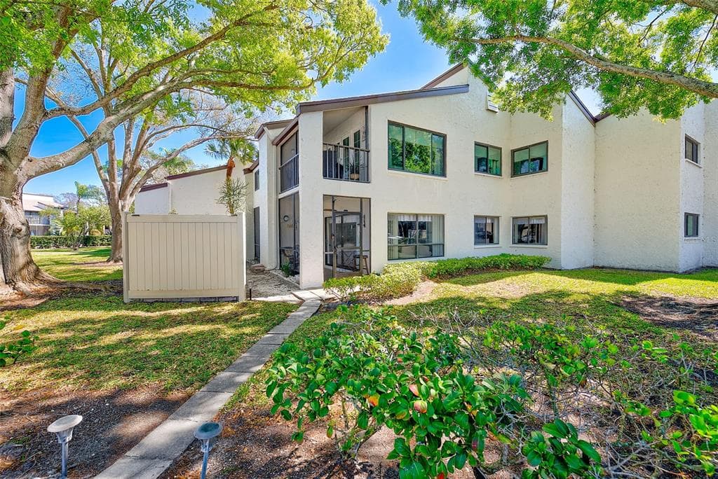 700 STARKEY ROAD UNIT 1216 LARGO, FL 33771