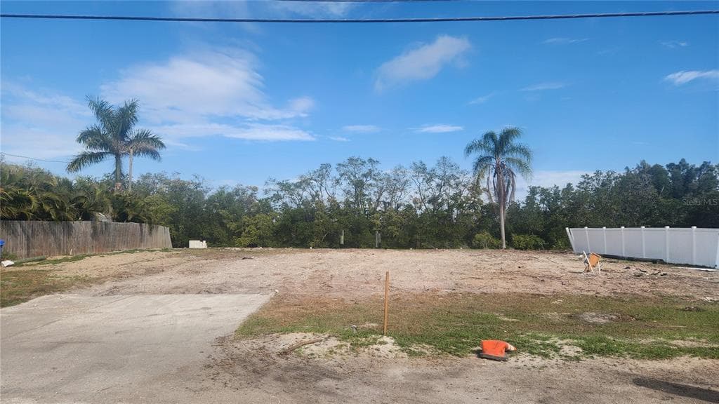 3203 W SHELL POINT ROAD