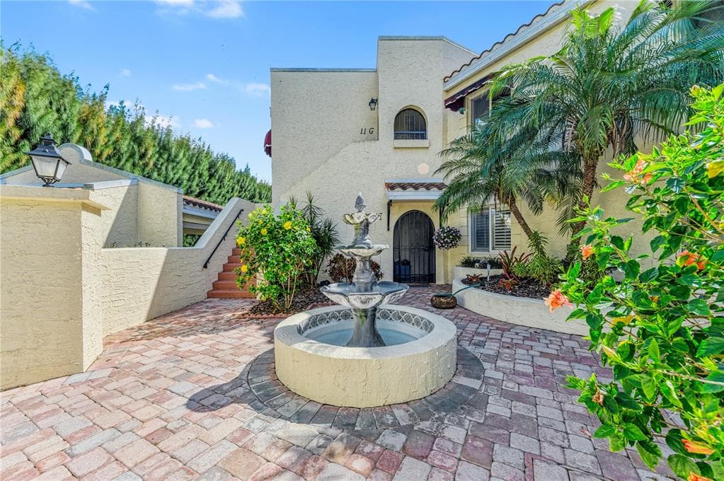6101 34TH STREET W UNIT 11G BRADENTON, FL 34210