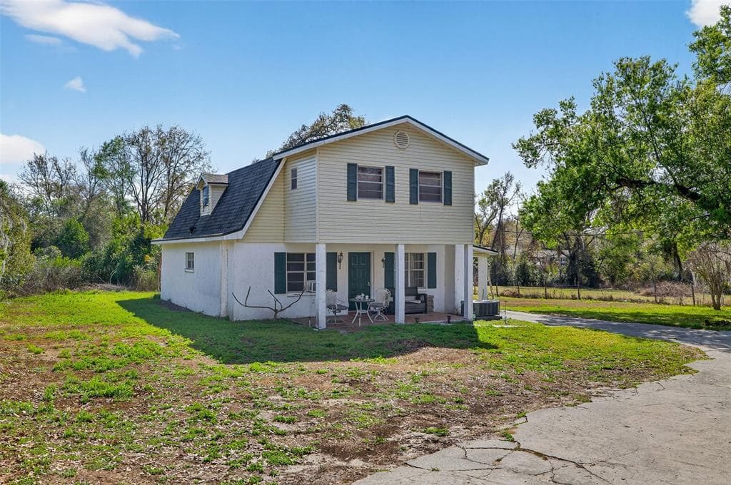 902 TWO HOUSES LANE SEFFNER, FL 33584