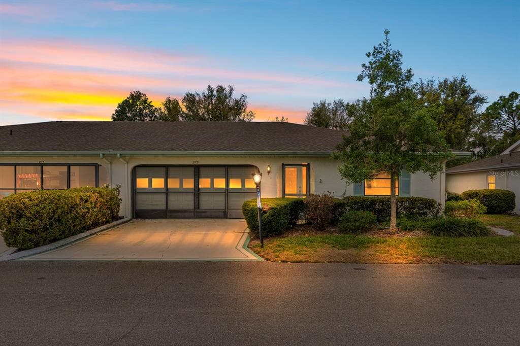 2113 HARTLEBURY WAY UNIT 408 SUN CITY CENTER, FL 33573