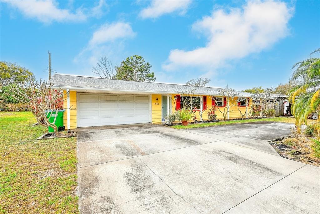 1465 BAYVIEW DRIVE