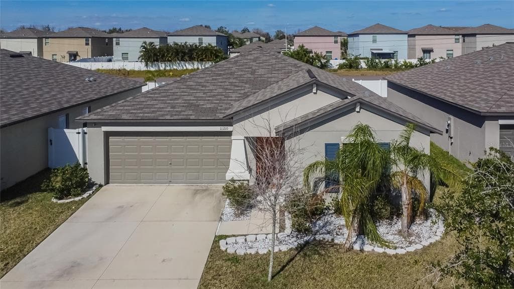 11210 KELLY GREEN AVENUE WIMAUMA, FL 33598