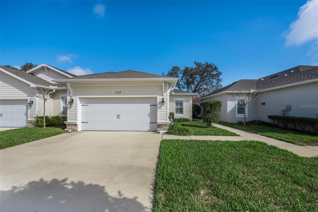 1528 HIGHLAND PARK DRIVE LARGO, FL 33756