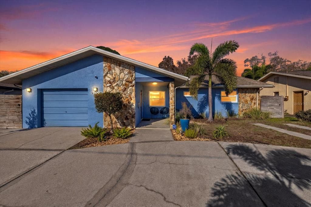 2000 58TH STREET N ST PETERSBURG, FL 33710