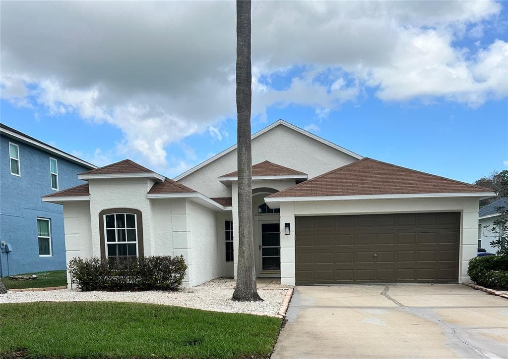 545 LAKE CYPRESS CIRCLE