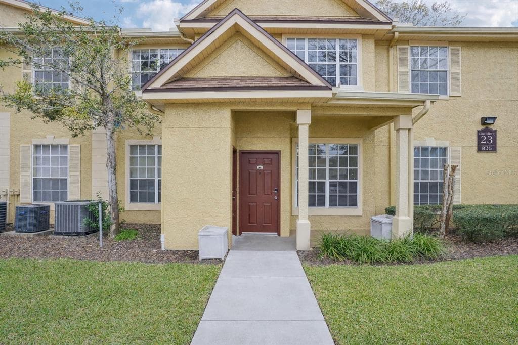 835 GRAND REGENCY POINT UNIT 101 ALTAMONTE SPRINGS, FL 32714