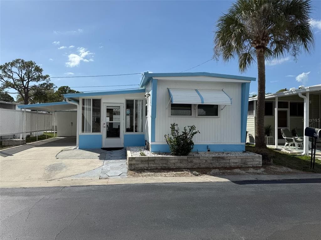 7803 46TH AVENUE N UNIT 43 ST PETERSBURG, FL 33709