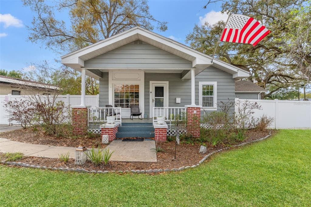 905 E HANNA AVENUE TAMPA, FL 33604