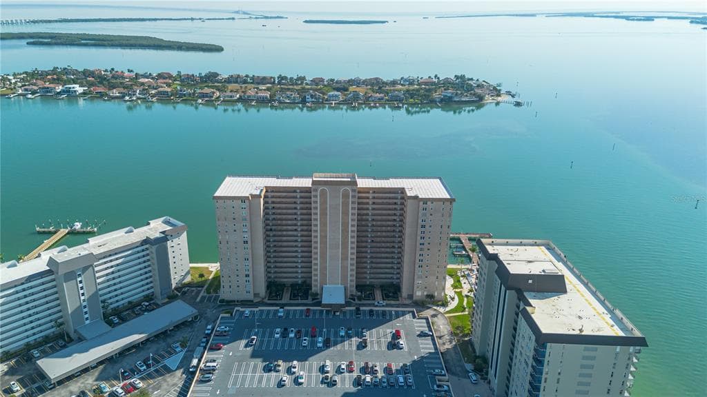 5200 BRITTANY DRIVE S UNIT 1201 ST PETERSBURG, FL 33715