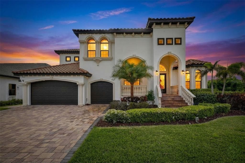 912 SYMPHONY BEACH LANE APOLLO BEACH, FL 33572