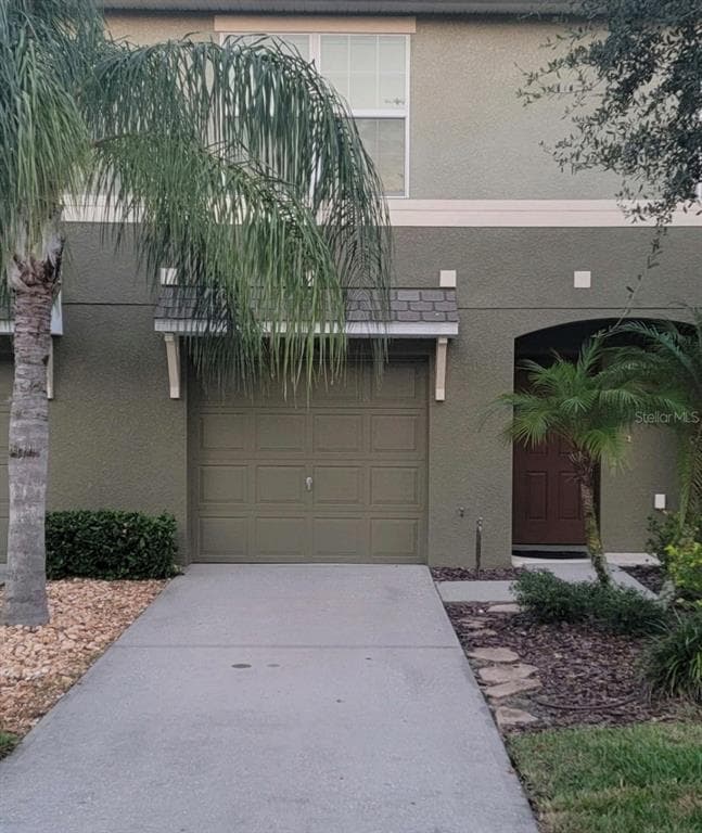 2756 BIRCHCREEK DRIVE WESLEY CHAPEL, FL 33543