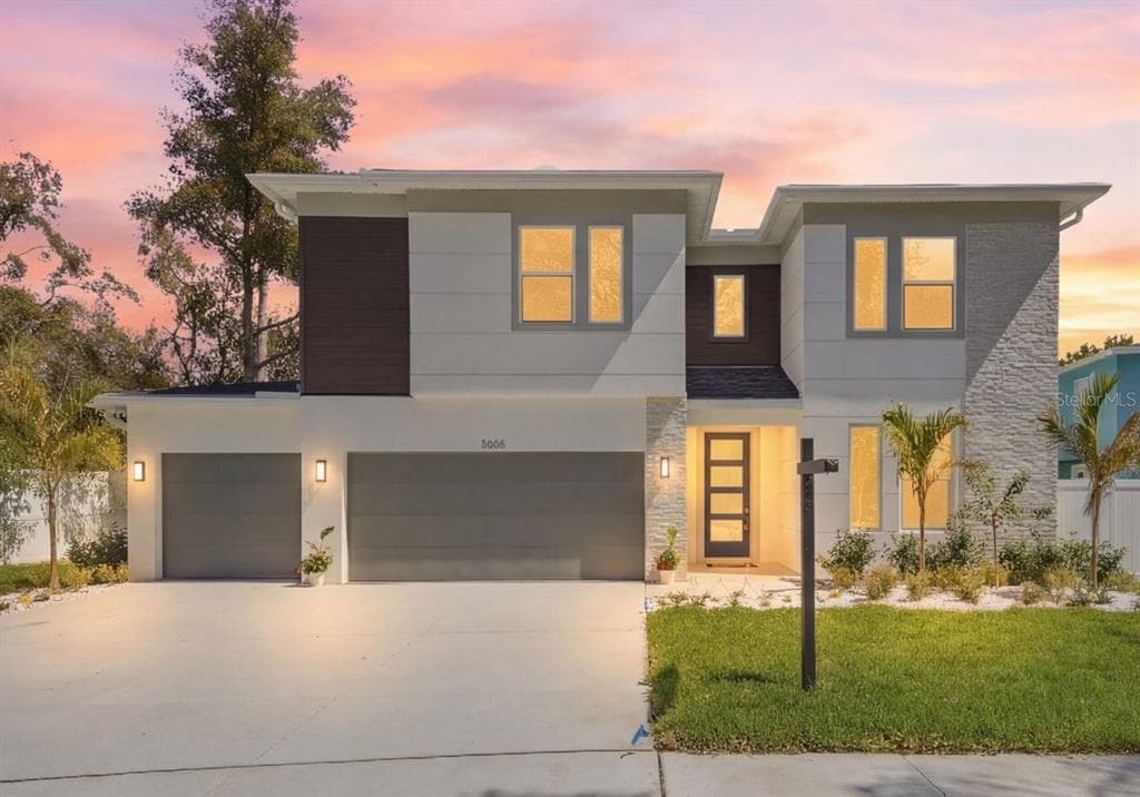 3608 E TAMPA CIRCLE TAMPA, FL 33629