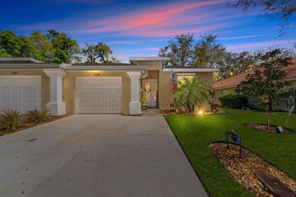 128 51ST STREET CIRCLE E UNIT 7 PALMETTO, FL 34221