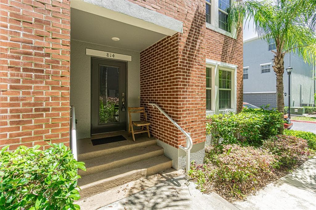 814 N OREGON AVENUE TAMPA, FL 33606