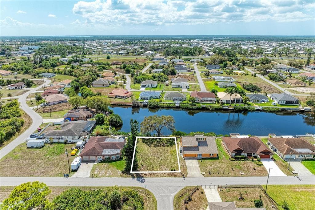 12029 CORSICA LANE NORTH PORT, FL 34287