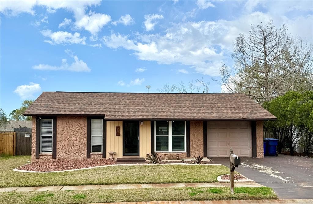 7974 AVENAL LOOP NEW PORT RICHEY, FL 34655