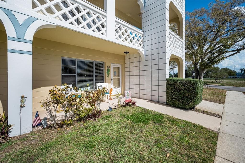 2404 FLORENTINE WAY UNIT 20 CLEARWATER, FL 33763