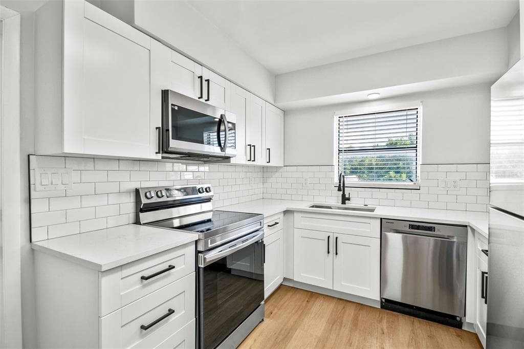 300 S NIMBUS AVENUE UNIT 1 CLEARWATER, FL 33765