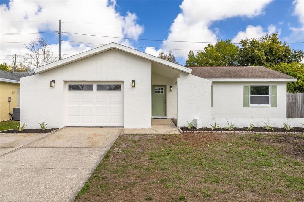 616 5TH AVENUE SE LARGO, FL 33771